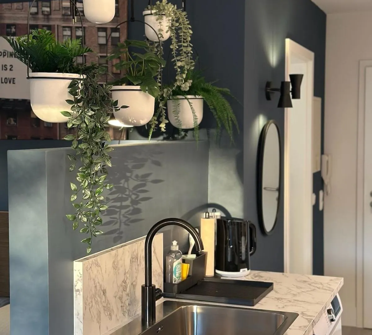 Urhome 22 City, Airport, Messe, Auto-,Strassenbahn Nuremberg